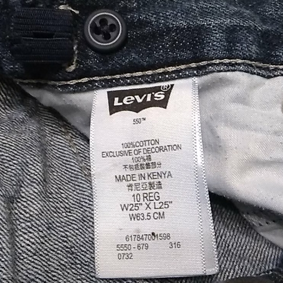 Boys Levi's - Picture 2 of 5